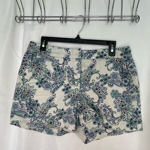 Floral Patterned Women's Shorts​​​​